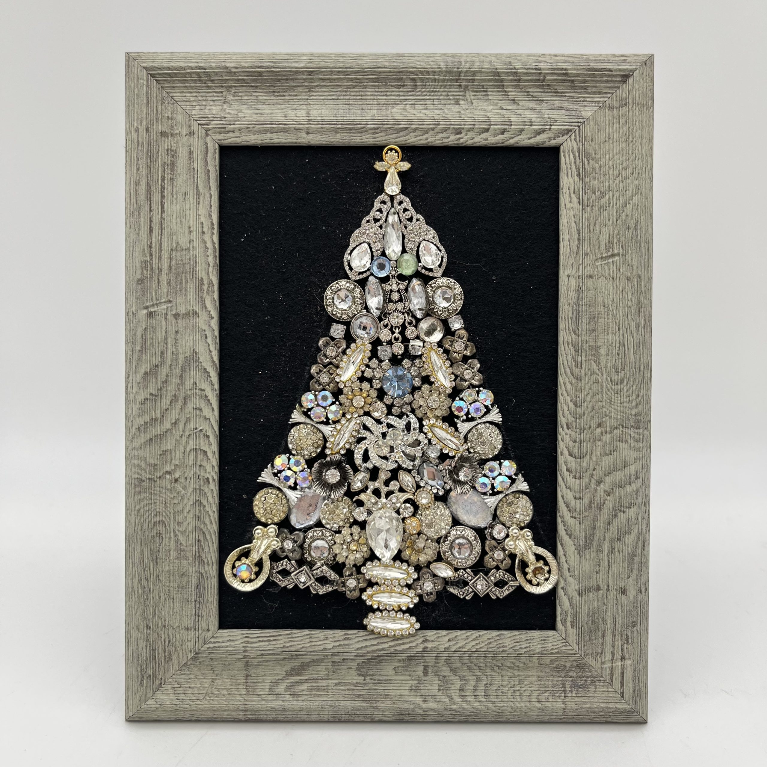 Upcycled Jewelry Christmas Designs - November 14th, 2026 (Saturday) - Image 2